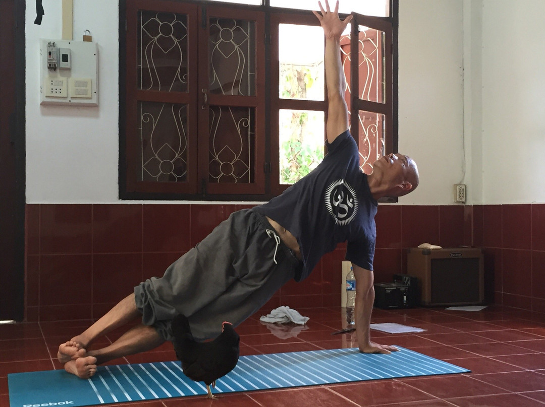Vientiane Yoga Studio-万象必去景点
