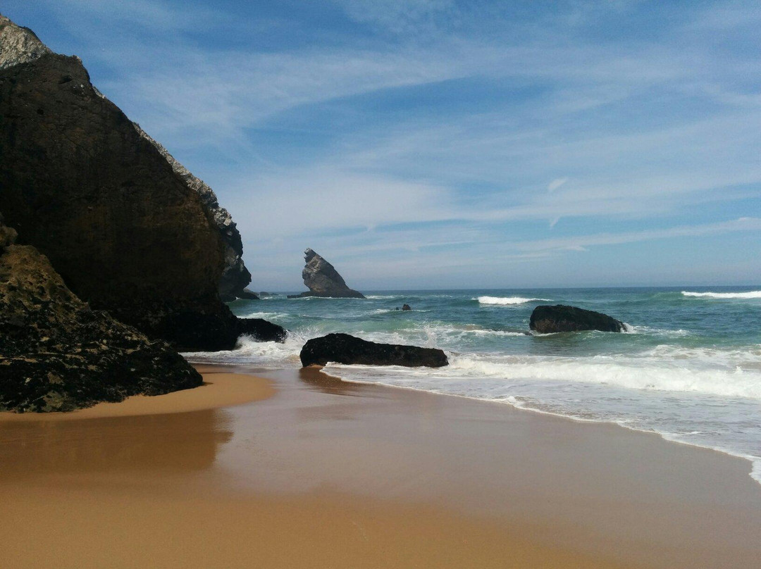 Praia da Adraga景点图片