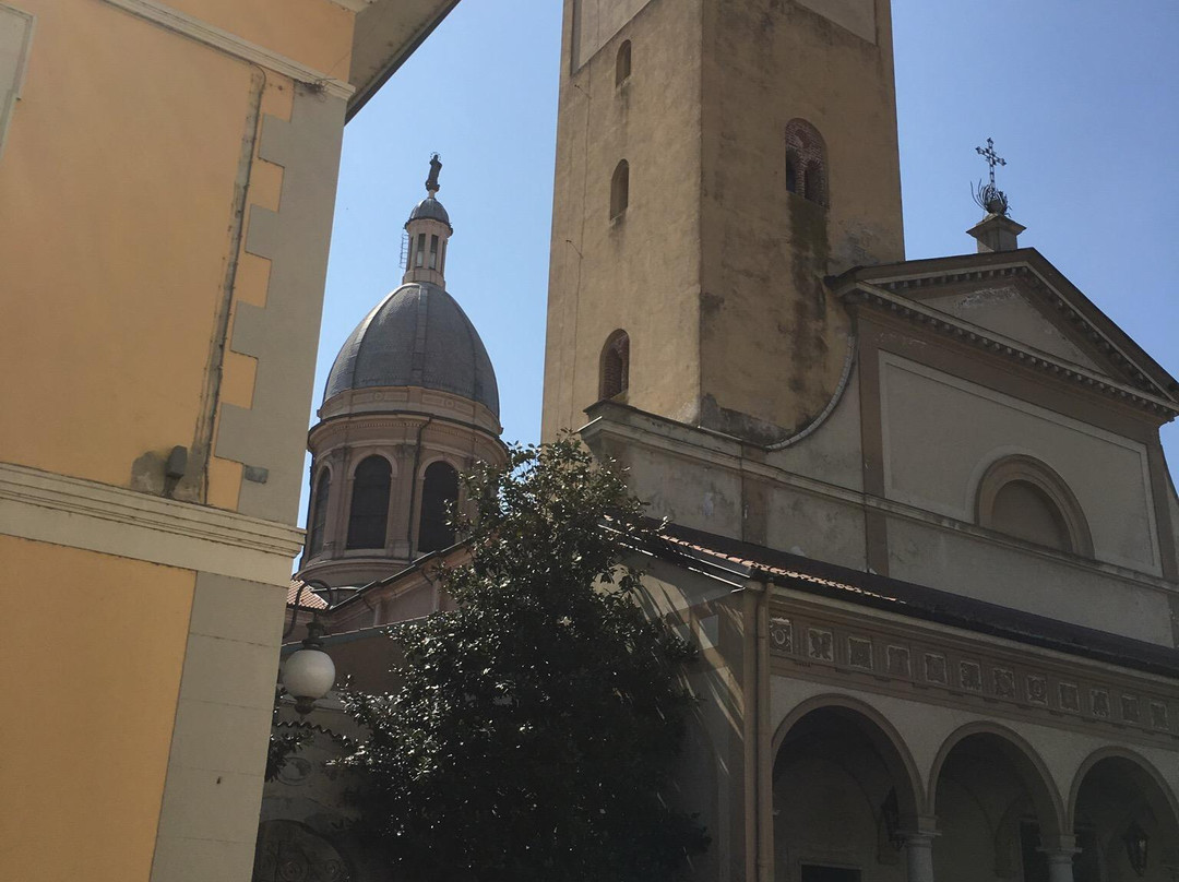 Parrocchia Di Maria Vergine Assunta-Trecate必去景点
