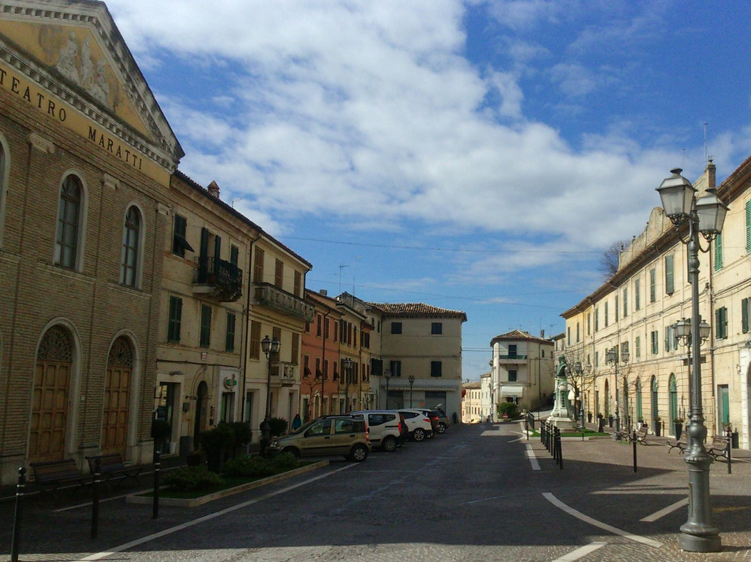Piazza Roma-Camerano必去景点