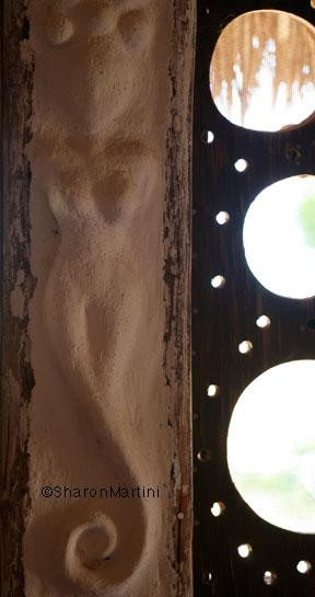 The Mud Palace Gallery-瑰宝滩必去景点