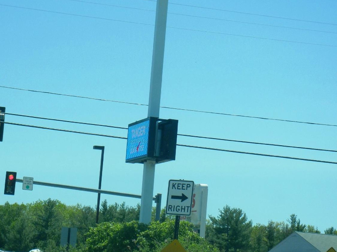 Tanger Outlets Tilton-蒂尔顿必去景点