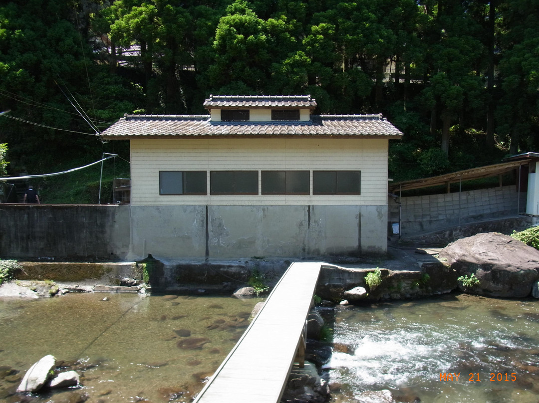 Tsuru no Onsen Kikunoyu