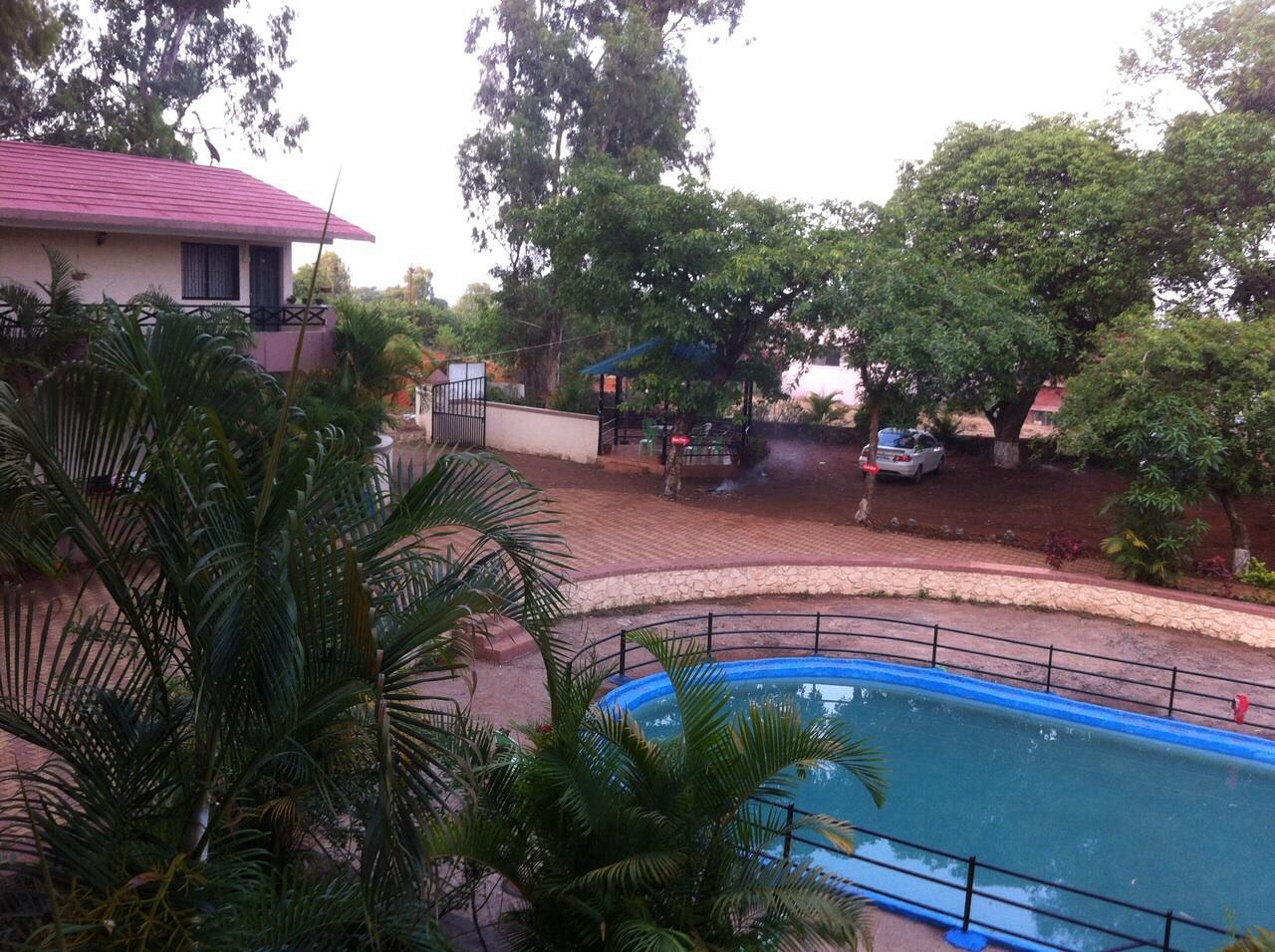 Le Pearl Girija Resorts-客卧