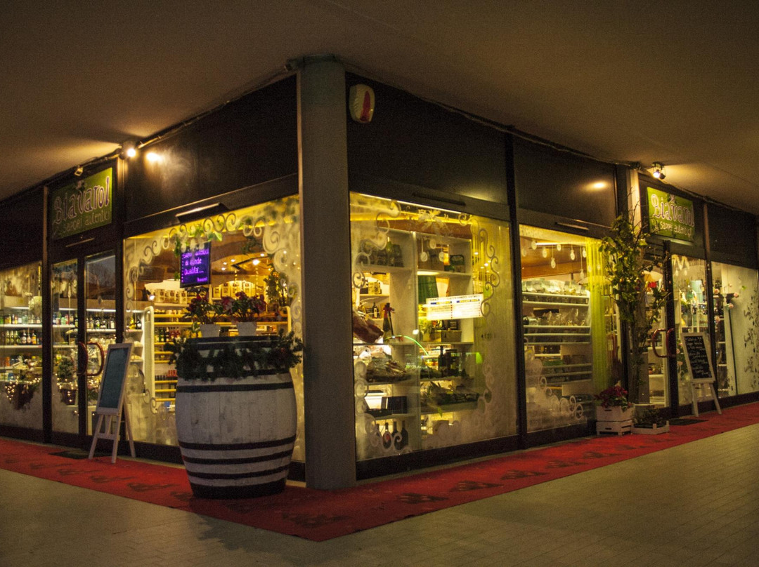 Biavarol Outlet del gusto Italiano-莫利亚诺韦内托必去景点