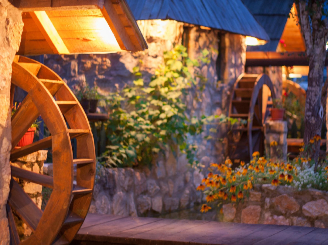 Rafting Center Camp Tri Vodenice景点图片