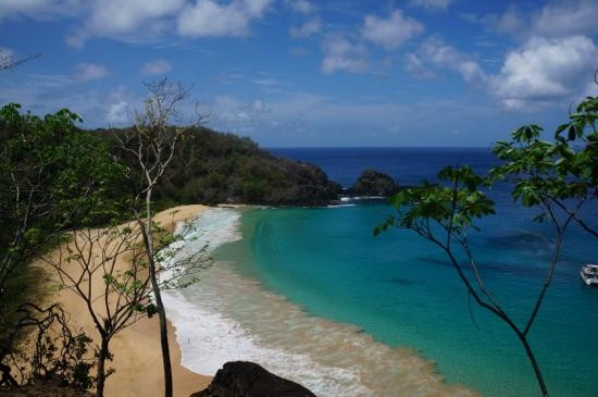 桑乔湾海滩-费尔南多-迪诺罗尼亚群岛必去景点