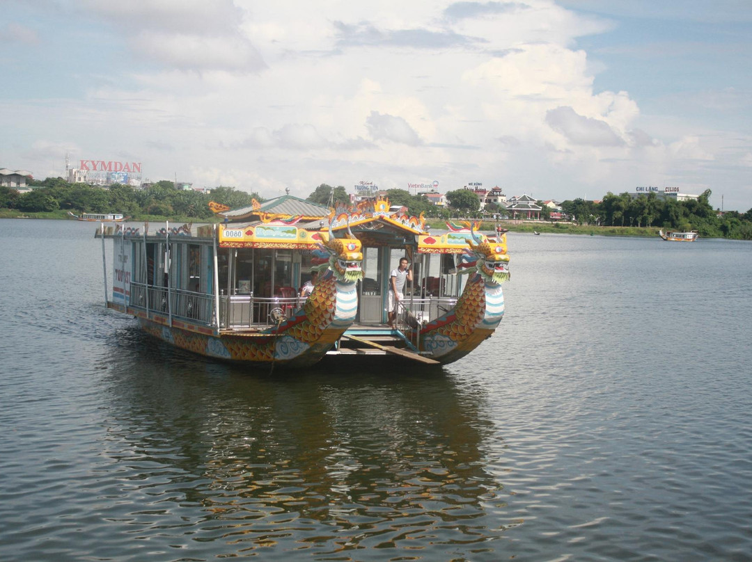 Perfume River-顺化必去景点