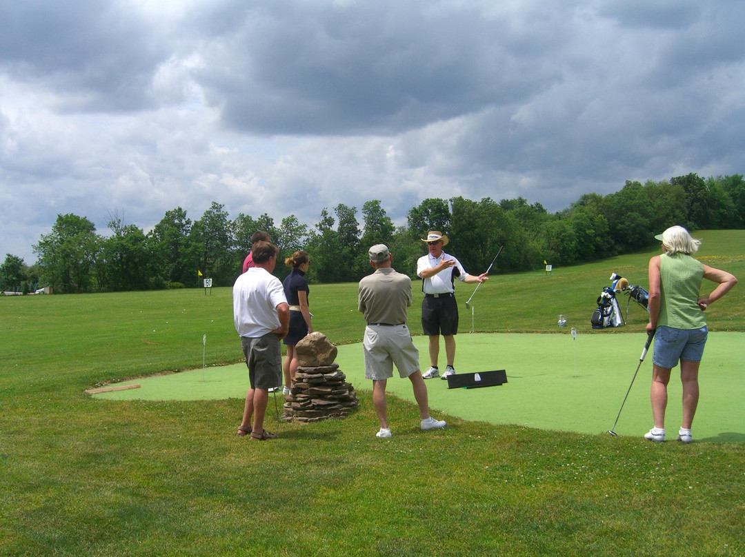 Tee to Green Golf Center景点图片