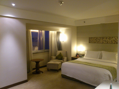 广州中心皇冠假日酒店主图