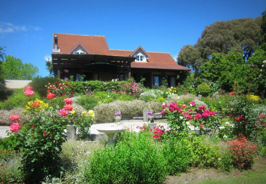 Katoa Country Lodge B&B