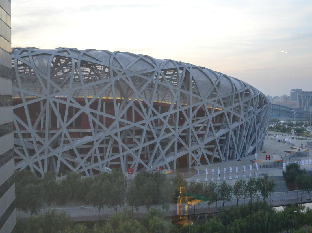 凯迪克格兰云天大酒店主图