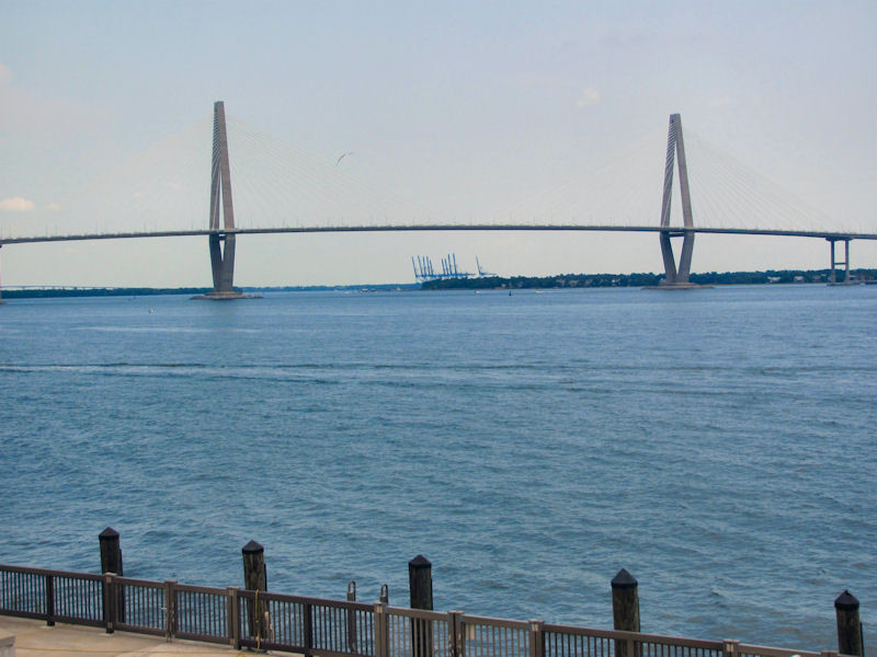 小亚瑟·罗芙奥大桥-查尔斯顿必去景点