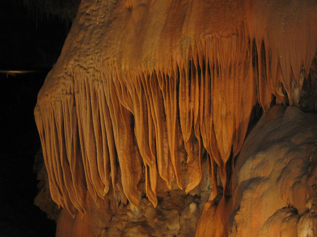 Mystic Caverns-Harrison必去景点