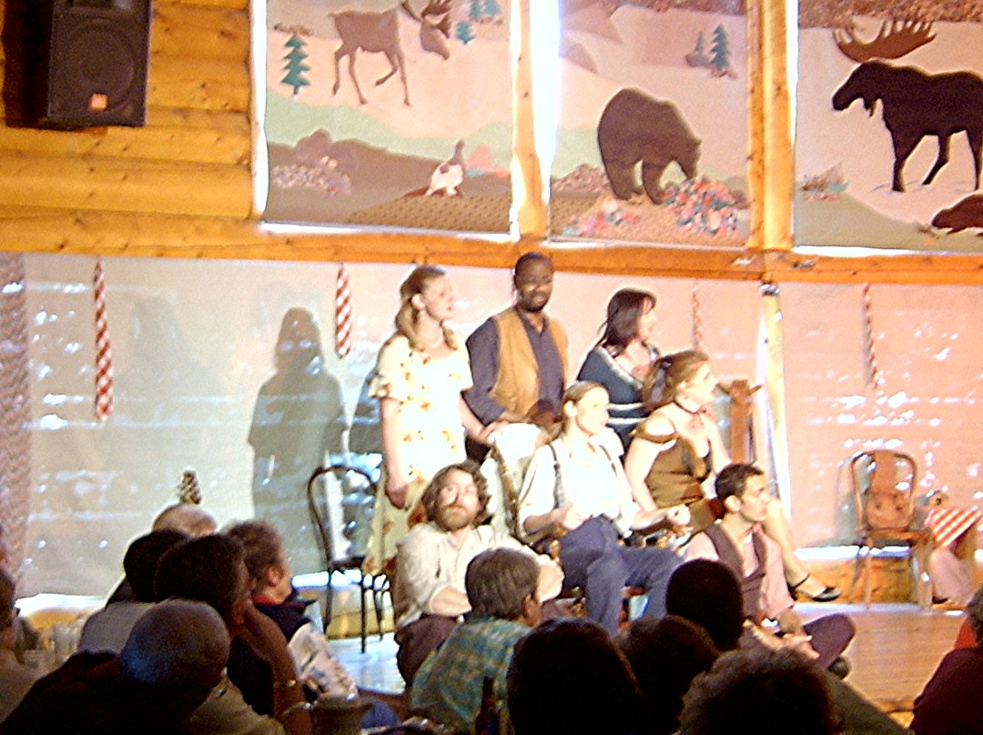 Alaska Cabin Nite Dinner Theatre景点图片