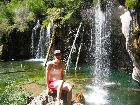 Hanging Lake-格伦伍德温泉必去景点