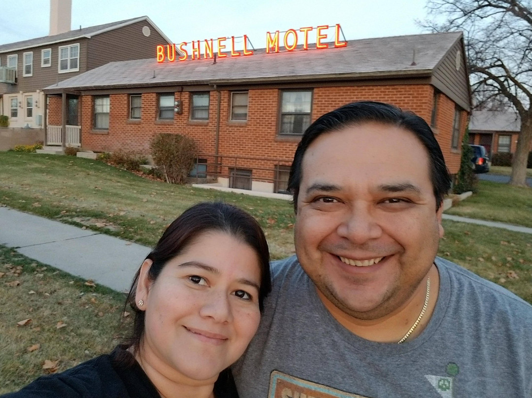 Bushnell Lodge