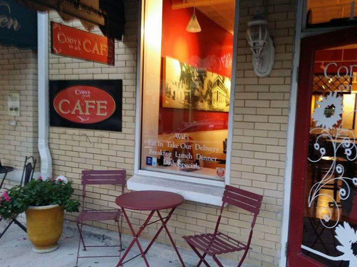 Mount Dora餐馆和美食-Cody's on 4th