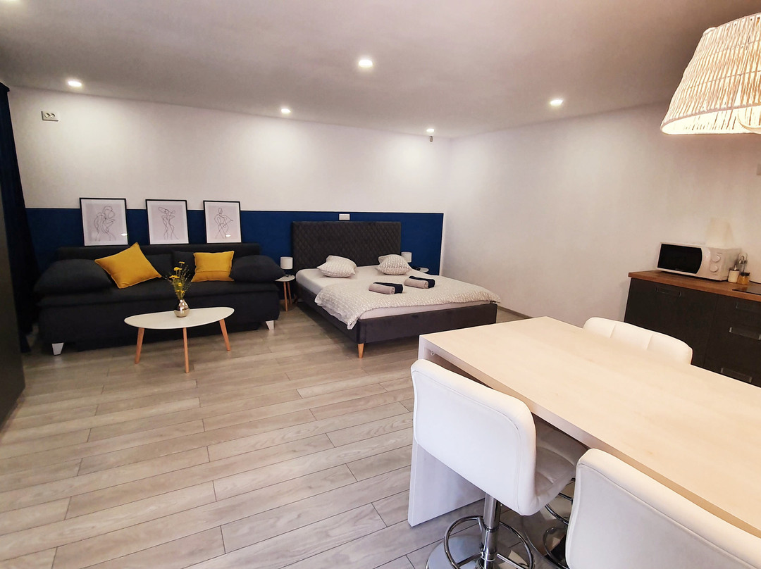 Marcos Apartments - Self Check-IN