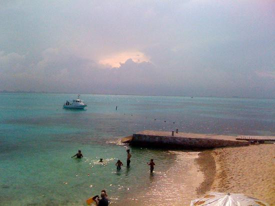 Garrafon De Castilla Beach Club-女人岛必去景点