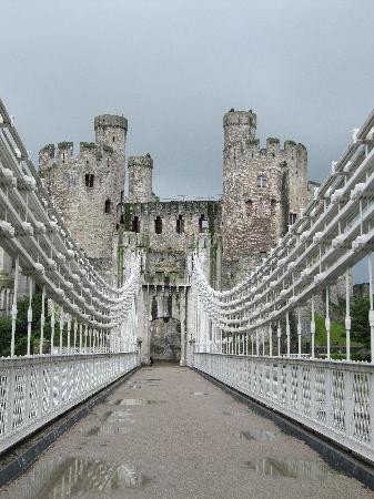 Conwy Suspension Bridge景点图片