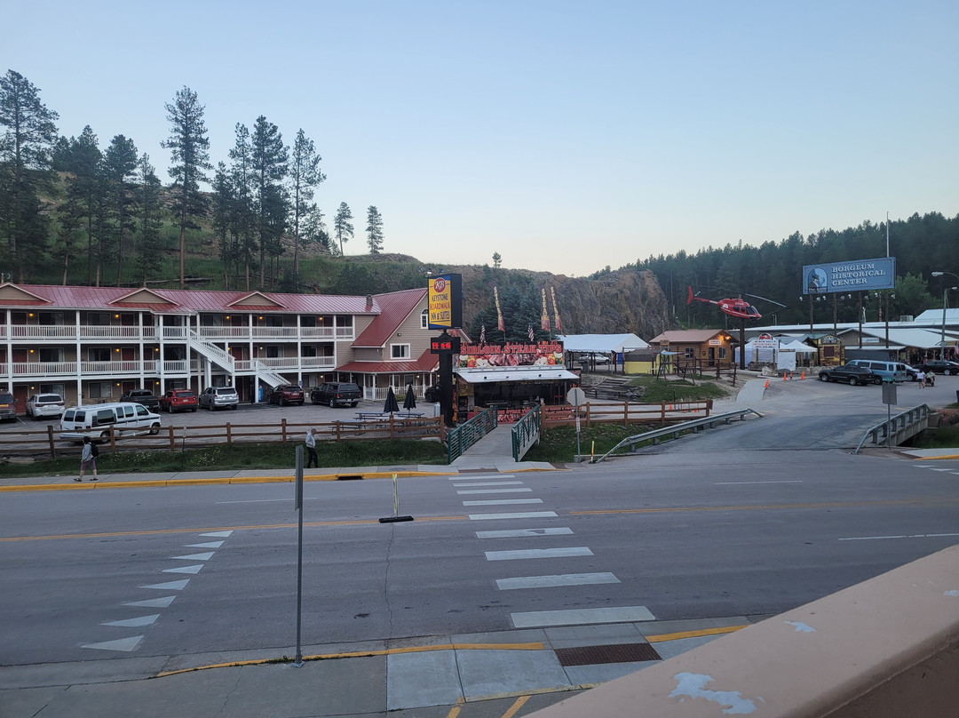 Keystone Boardwalk Inn And Suites主图