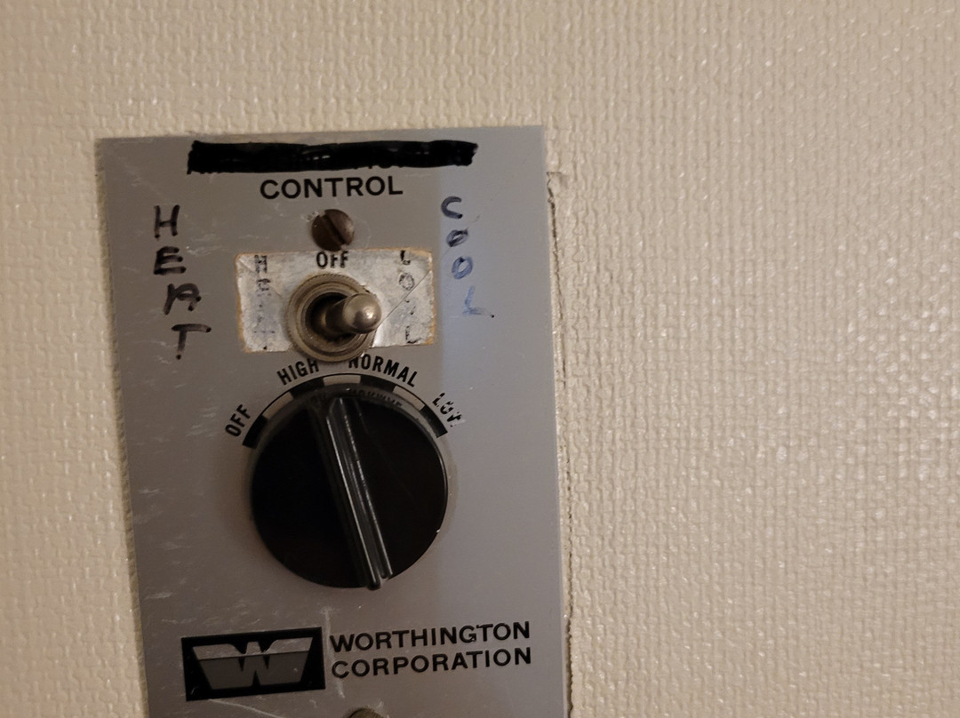 The Seasons Lodge主图