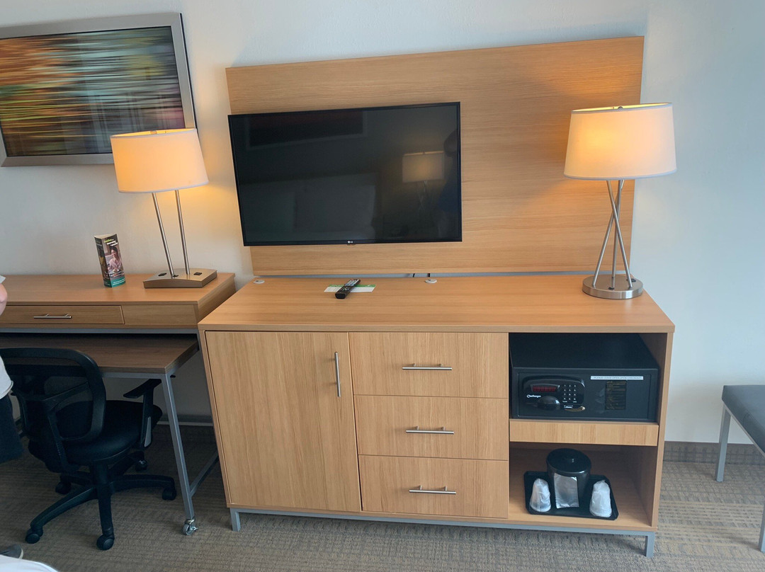 Holiday Inn Morgantown - University Area by IHG主图