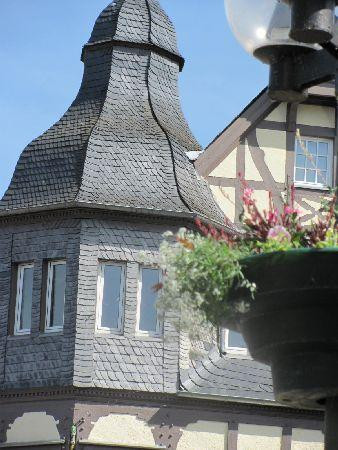 Alte Schwanenapotheke-巴特克罗伊茨纳赫必去景点