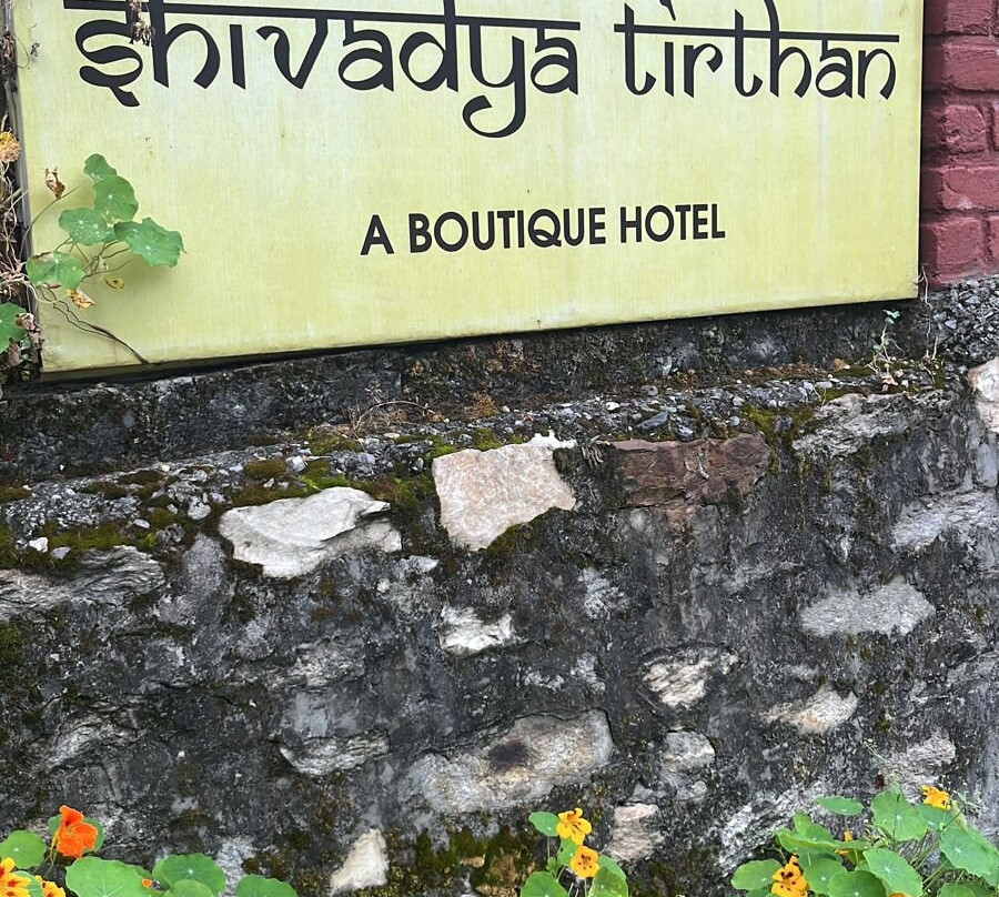 Shivadya Tirthan主图