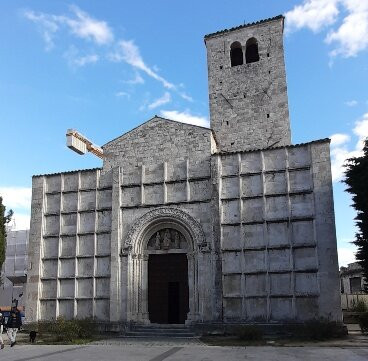 Piazza Ventidio Basso景点图片