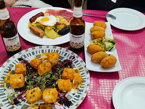 Canar餐馆和美食-Bar Terraza El Correillo