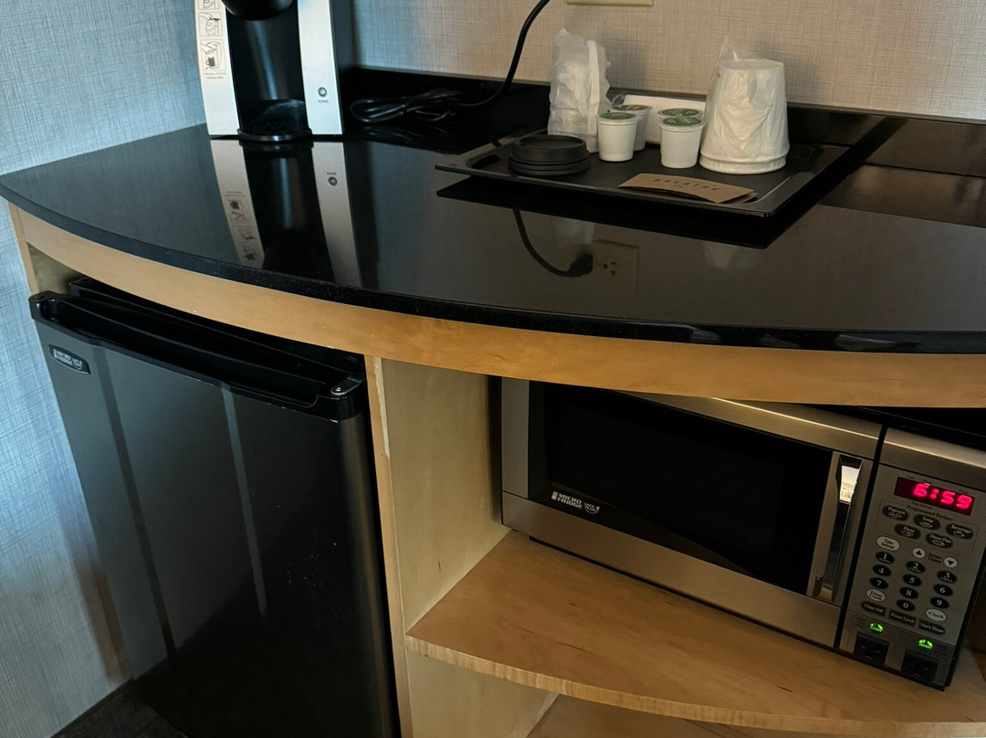 坎布里亚套房酒店主图