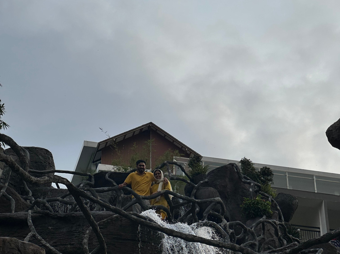 The Grand Cliff Resort