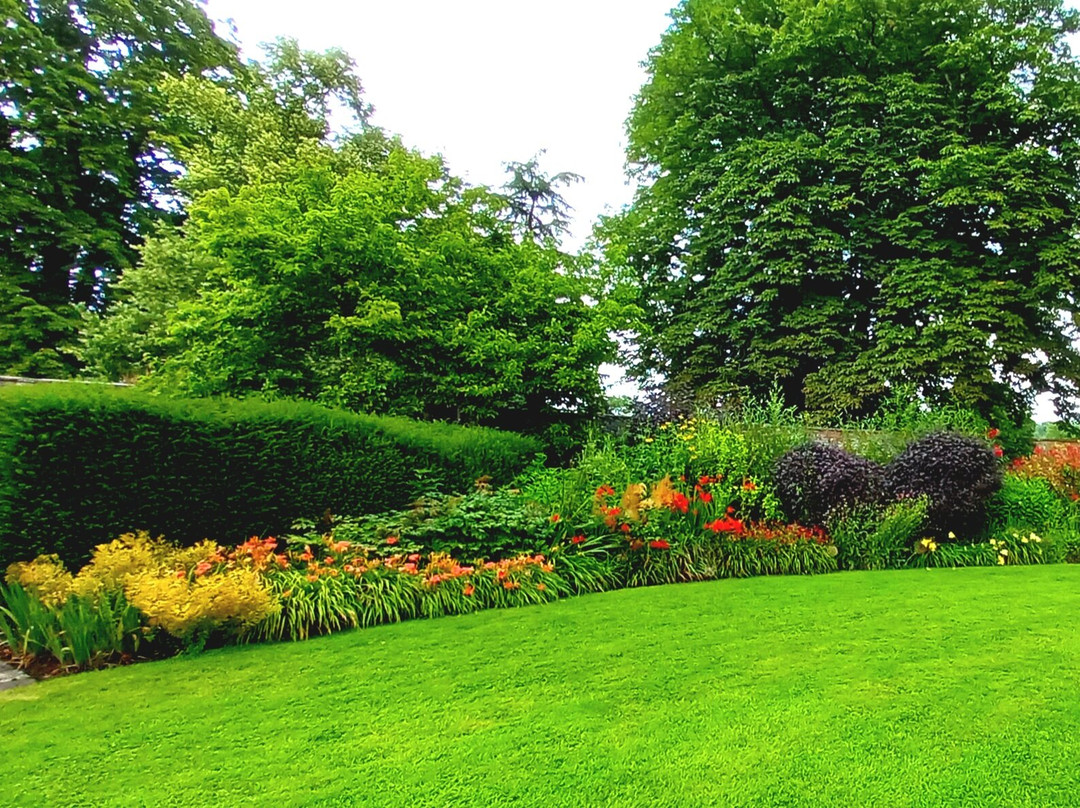 Burford House Garden Centre景点图片