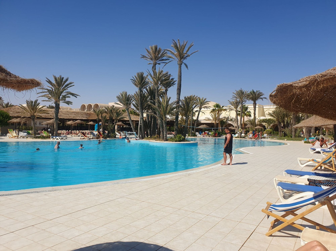 Zita Beach Resort主图