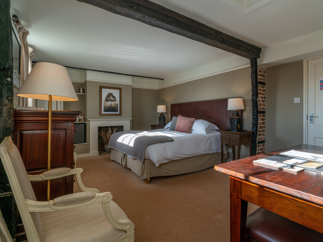 The Royal Oak Inn主图