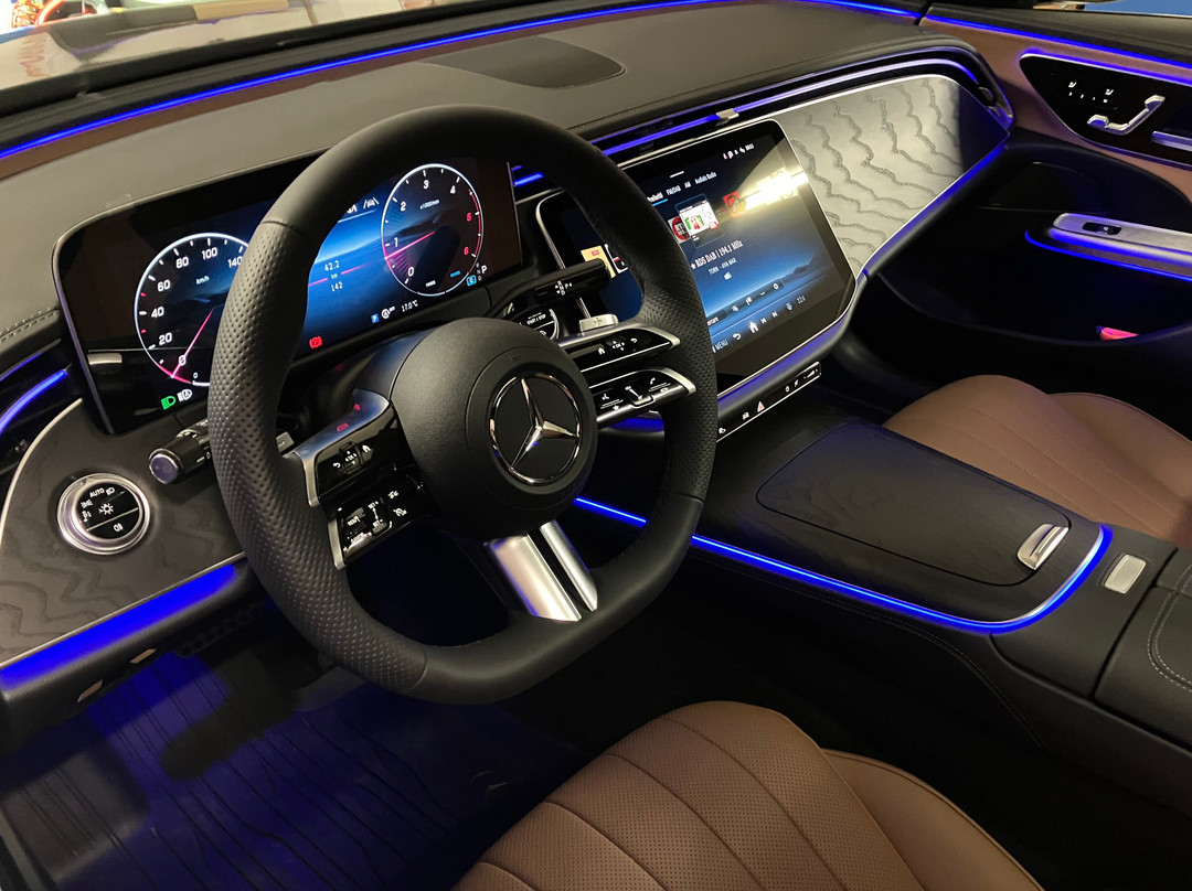 BUSINESS CLASS - Autonoleggio con Conducente景点图片