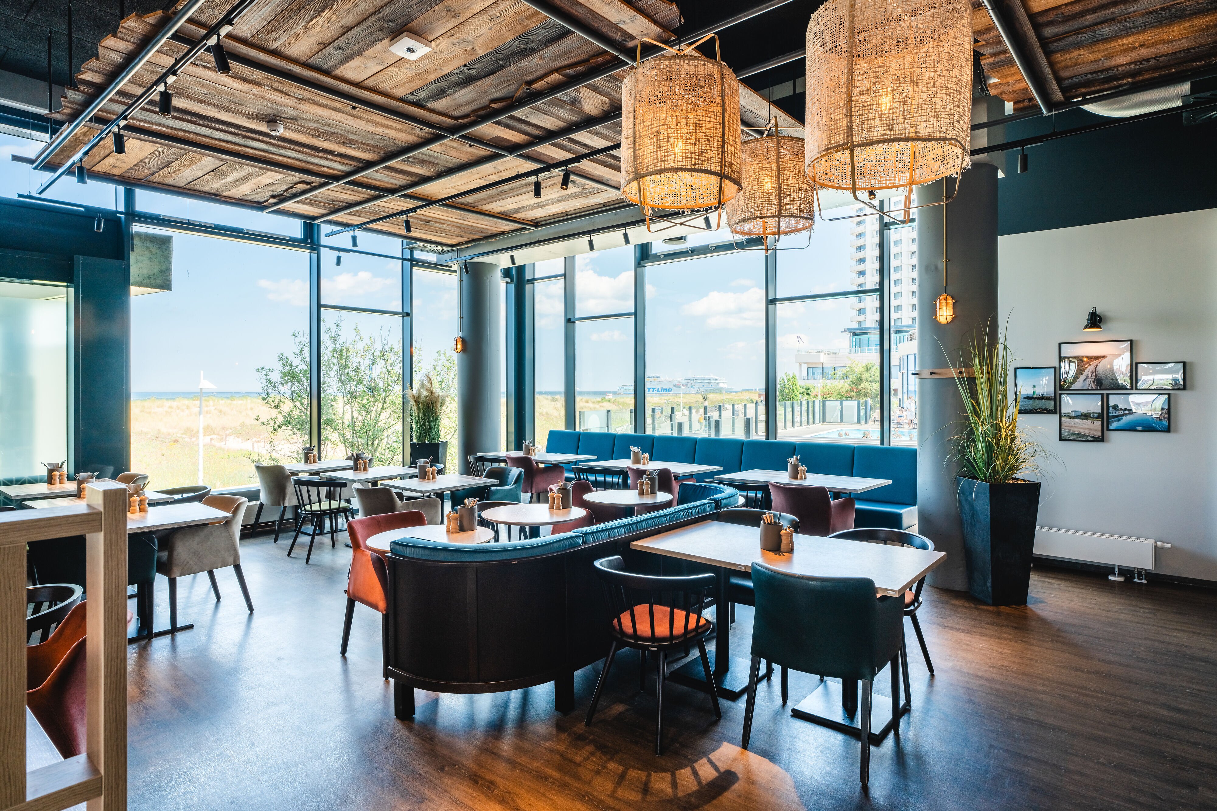 Aja Warnemünde-餐饮