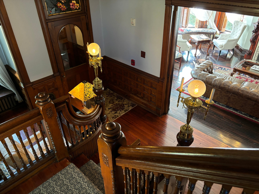 Gage Mansion Bed & Breakfast主图