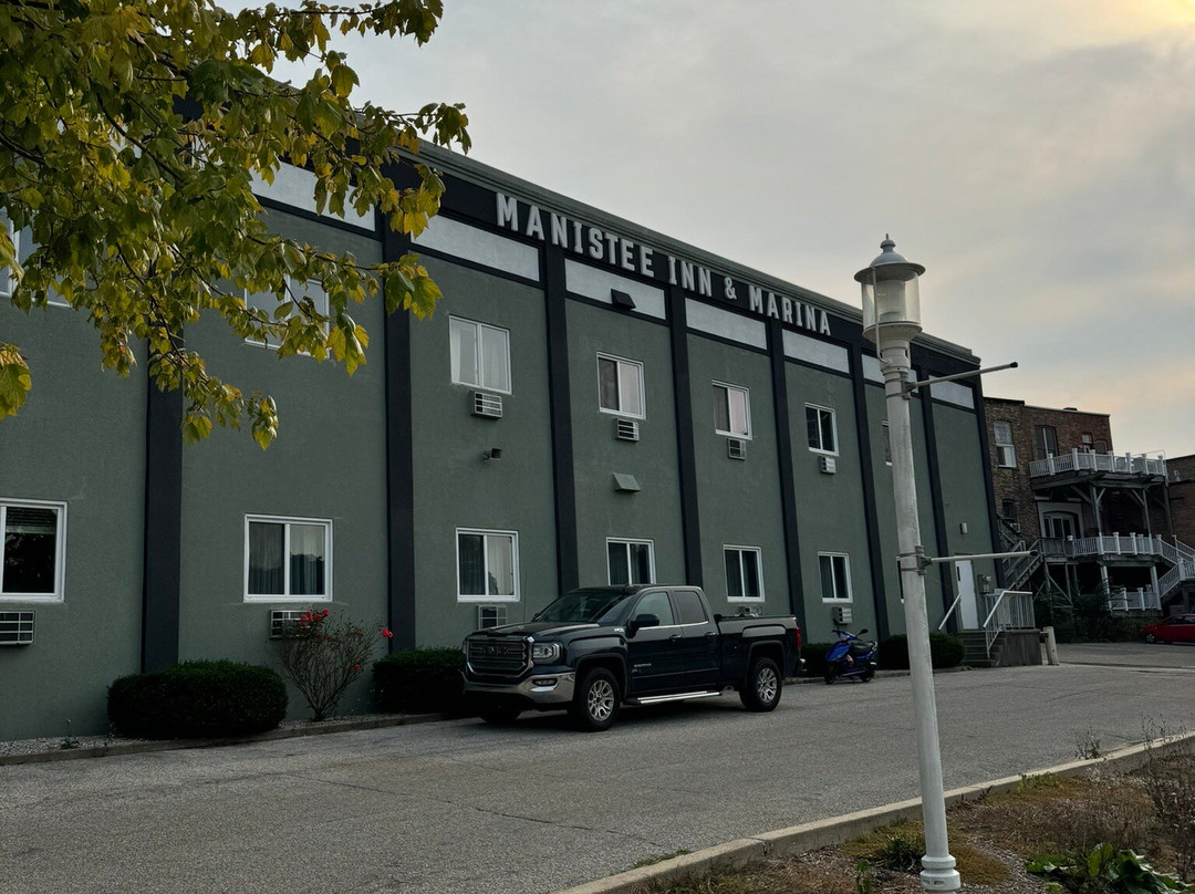 马尼斯蒂旅馆&码头主图