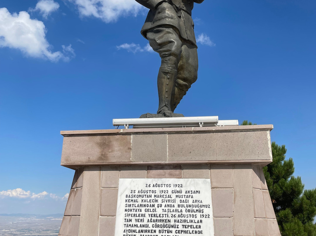 Zafertepe Calkoy Zafer Aniti-Kutahya必去景点