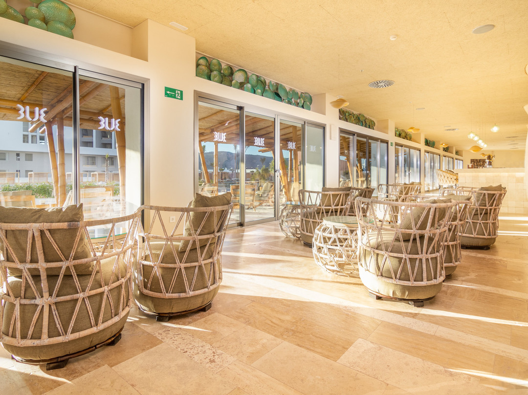 Zahara Beach Hotel主图