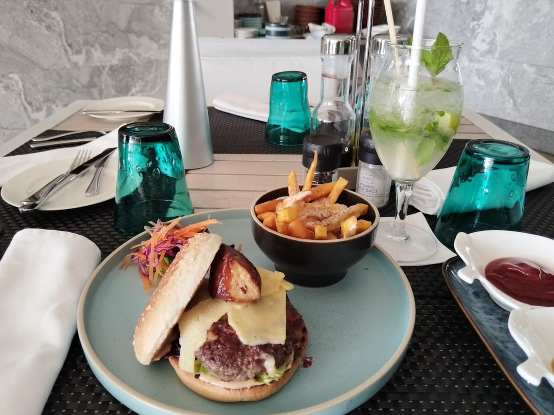 2Beach Club by 2Futures