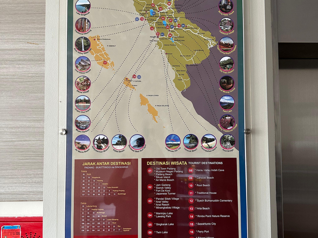 Amaris Hotel Padang主图