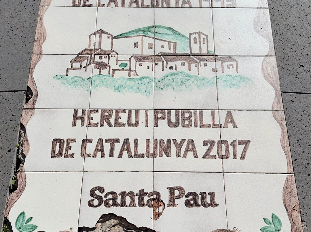 Mirador De Santa Pau景点图片