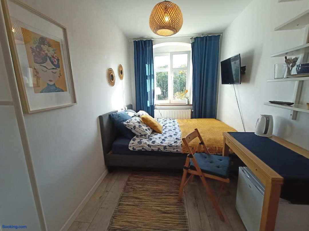 Lemuria Hostel Szkolna Centrum
