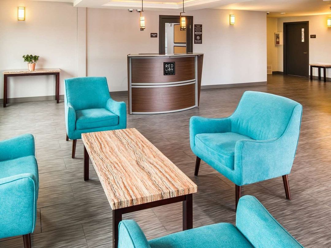 Red Lion Inn & Suites Everett