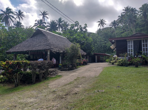 Tahaa Salty Services-塔哈岛必去景点