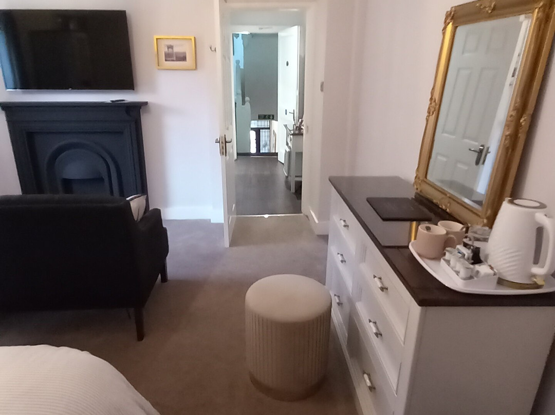 Linroy Guest House主图